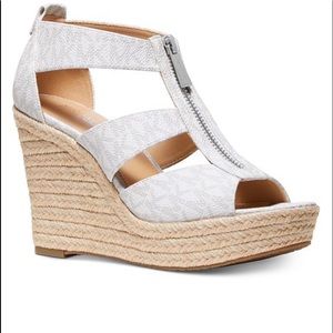 MK white wedges